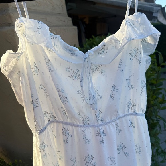 Womens L White Maxi Dress Floral Swiss Dot Tiered Ruffle Sleeve Cottage Prairie - Picture 4 of 11